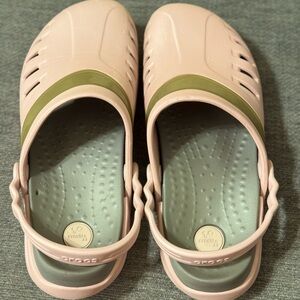 CROCS Women's Pink